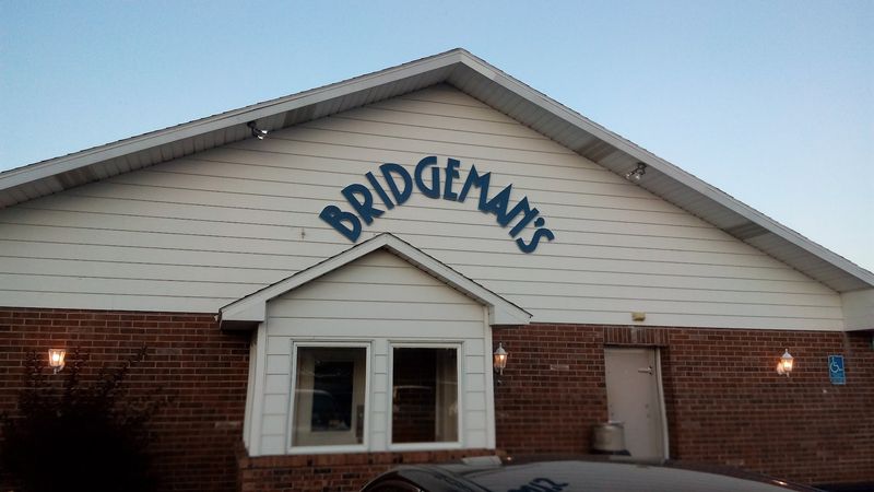 Bridgeman's, Duluth, MN