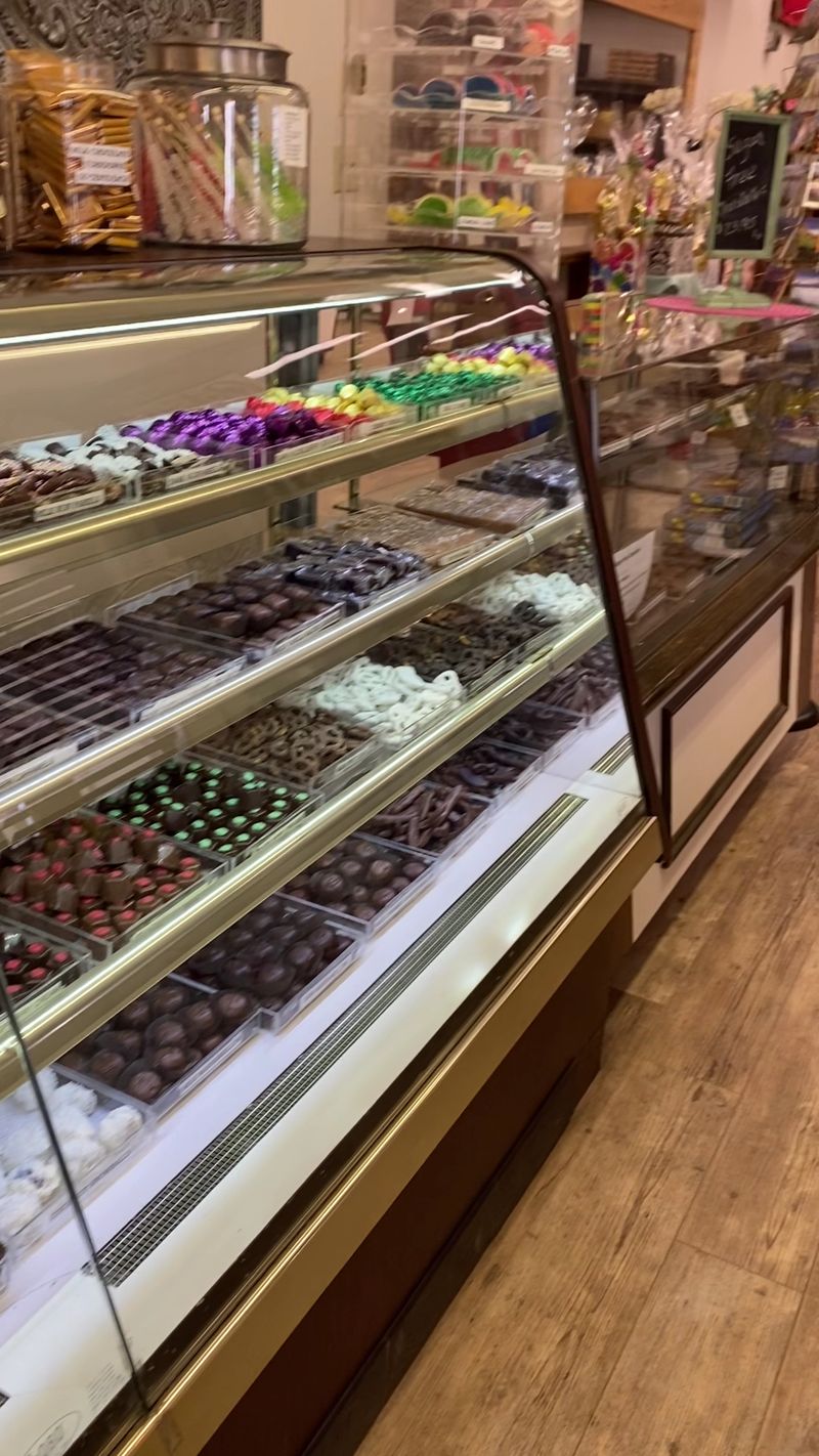 Bright Displays And Clean Counters