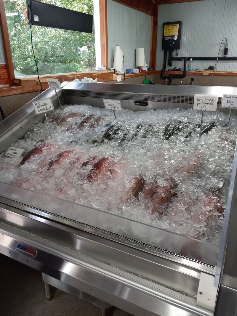 Brooks Dockside Seafood (Seafood Market), Inglis, FL