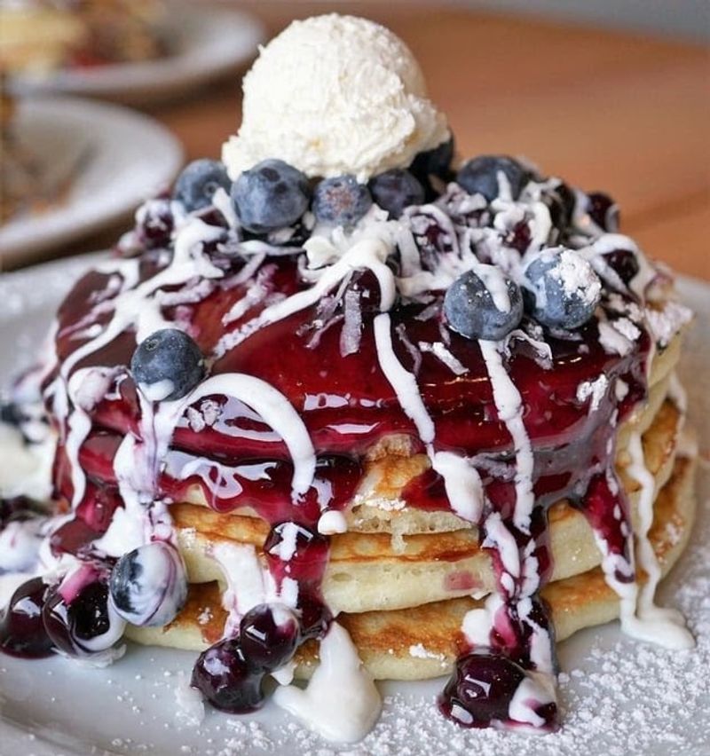 Brownstone Pancake Factory (Edgewater, NJ), Edgewater, NJ
