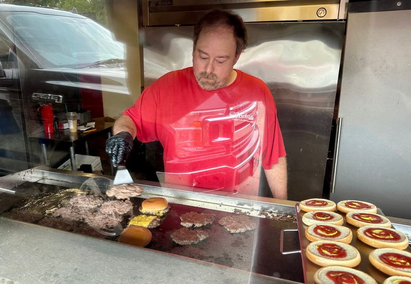 Burgers Cooked to Order, Not Sitting Around