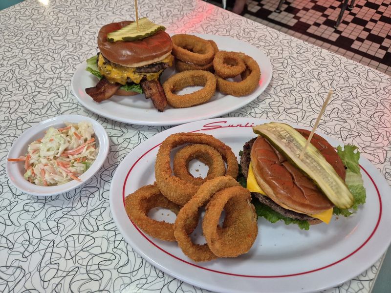Burgers Cooked to Order Burgers Cooked to Order