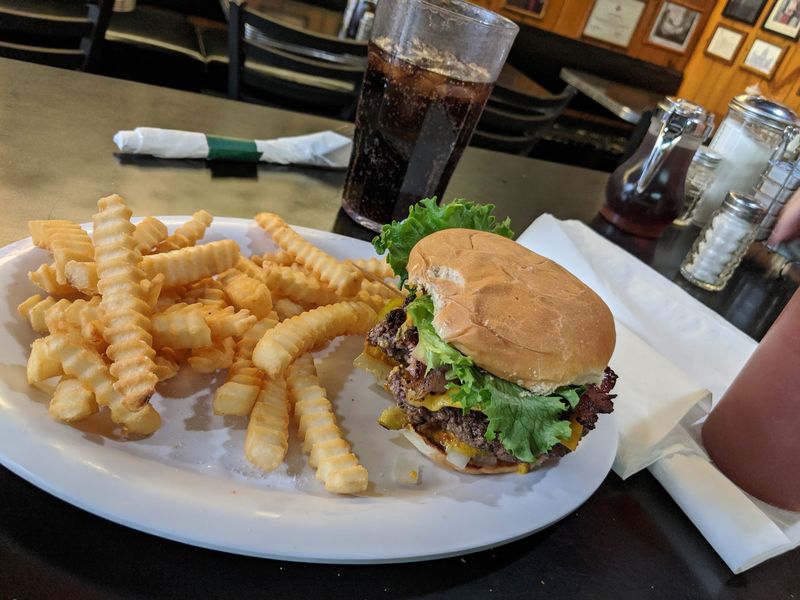 Burgers Done The Smash Way Burgers Done The Smash Way