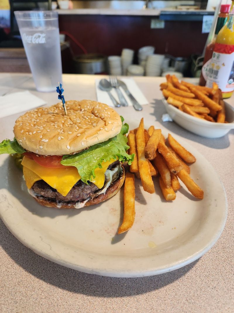 Burgers, Sandwiches and Diner Staples