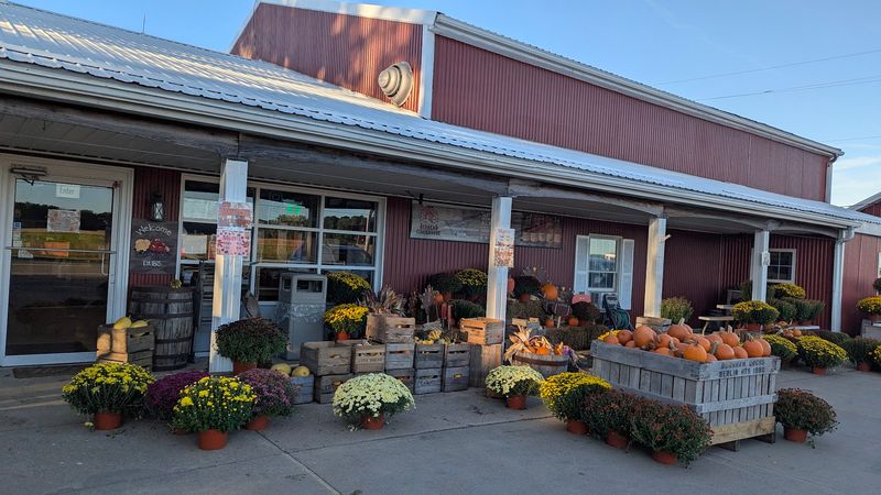 Burnham Orchards, Berlin Heights, OH