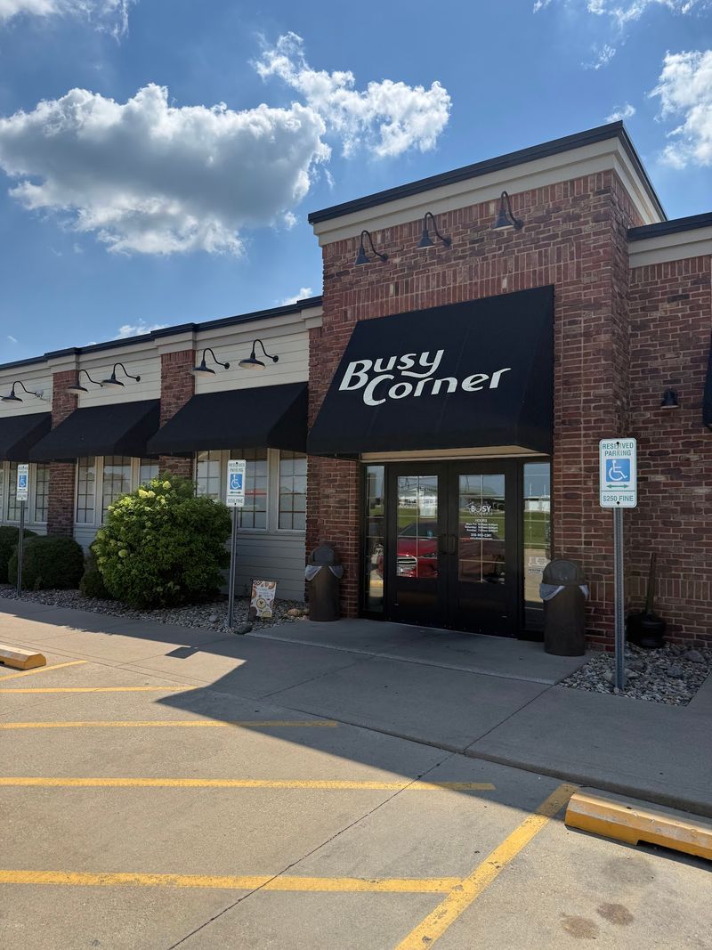 Busy Corner, Goodfield, IL