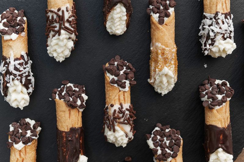 Café Evié / Rolli Cannoli, Reno, NV