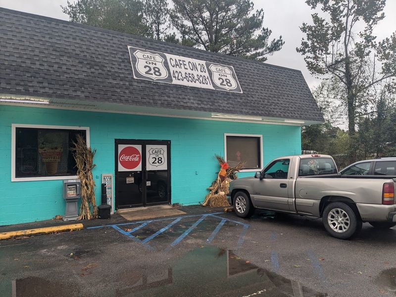 Cafe on 28, Whitwell, TN