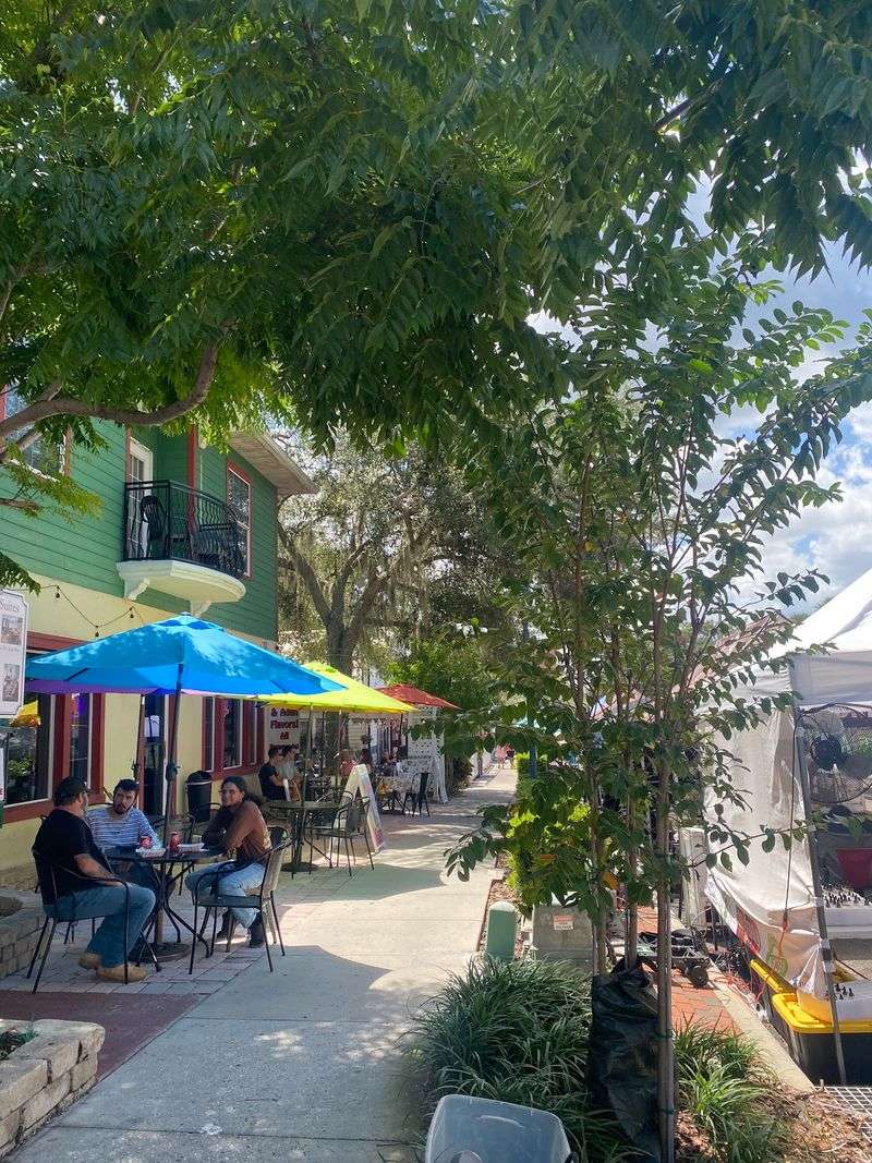 Cafes Made for Slowing Down Cafes Made for Slowing Down