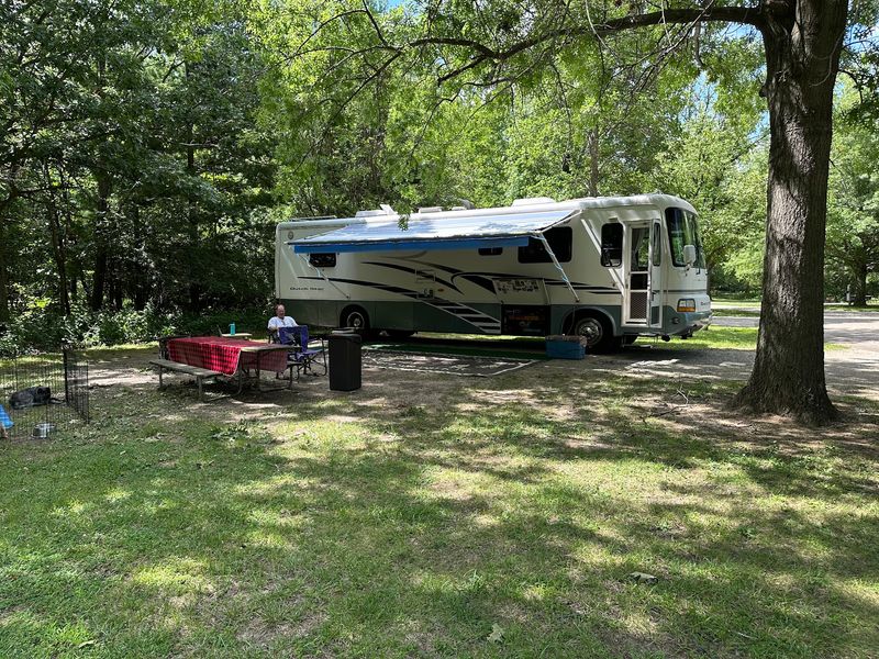 Camping Loops With Power At Every Stall