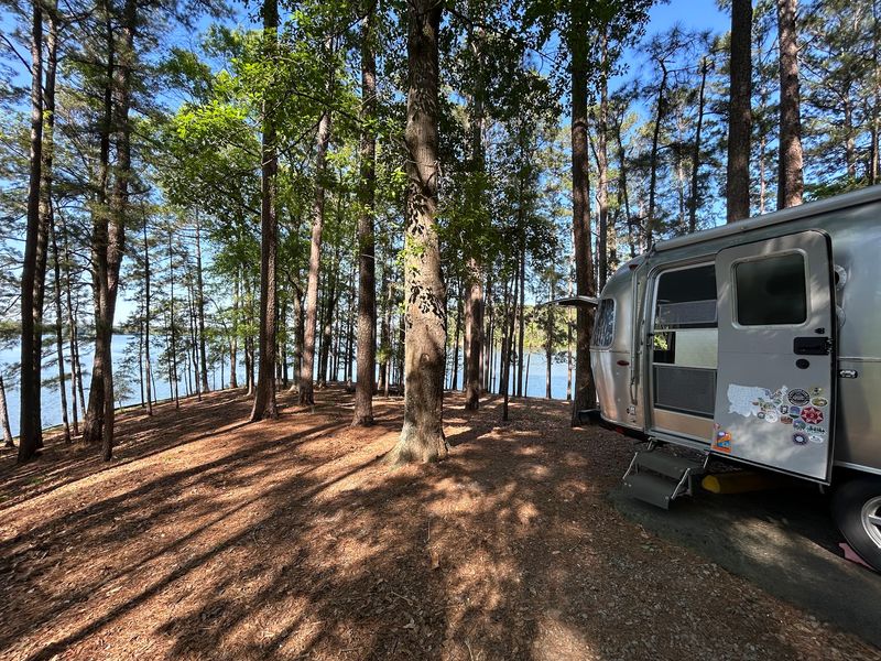 Campsites With Front-Row Lake Views Campsites With Front-Row Lake Views