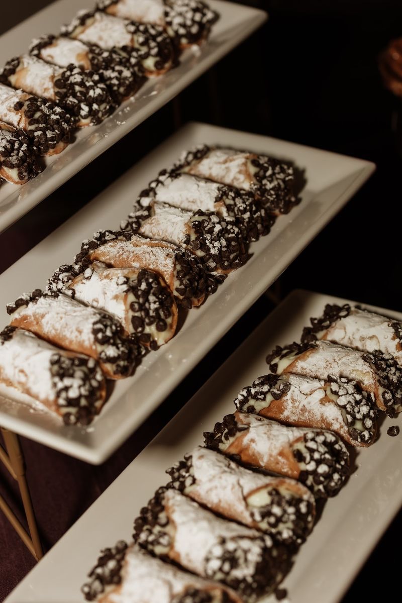 Cannoli That Hold Their Own Cannoli That Hold Their Own