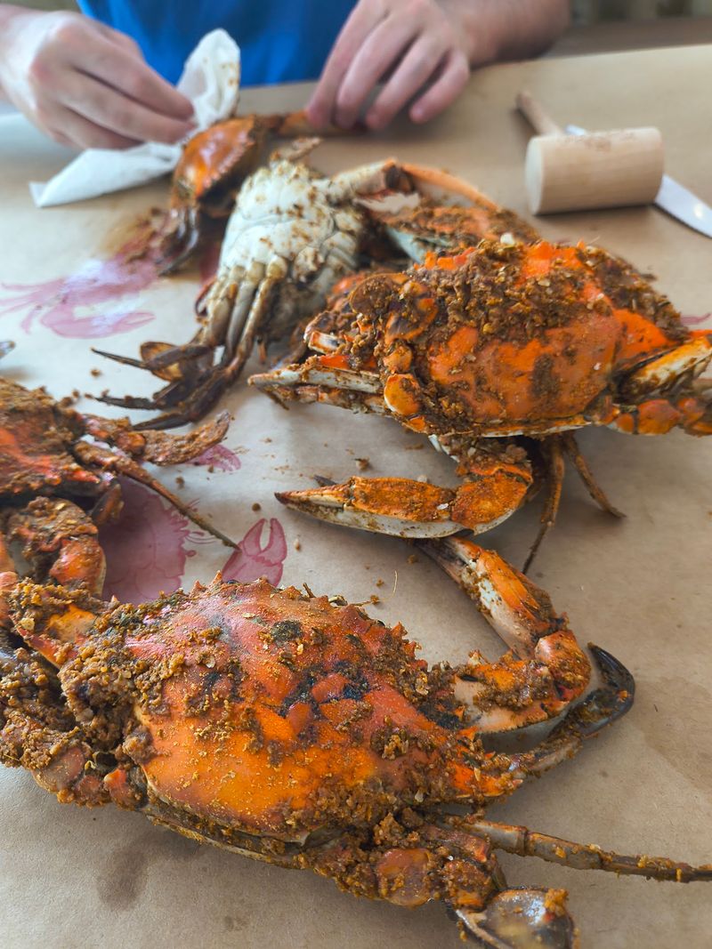 Capt. Bob's Crabs, Railroad, PA