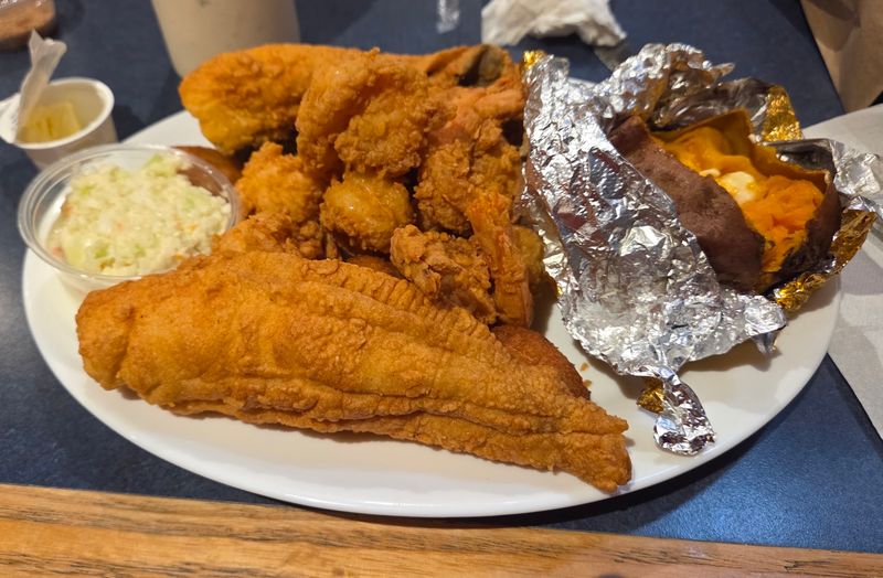 Captain Steve's Family Seafood Restaurant, Harrisburg, NC Captain Steve's Family Seafood Restaurant, Harrisburg, NC