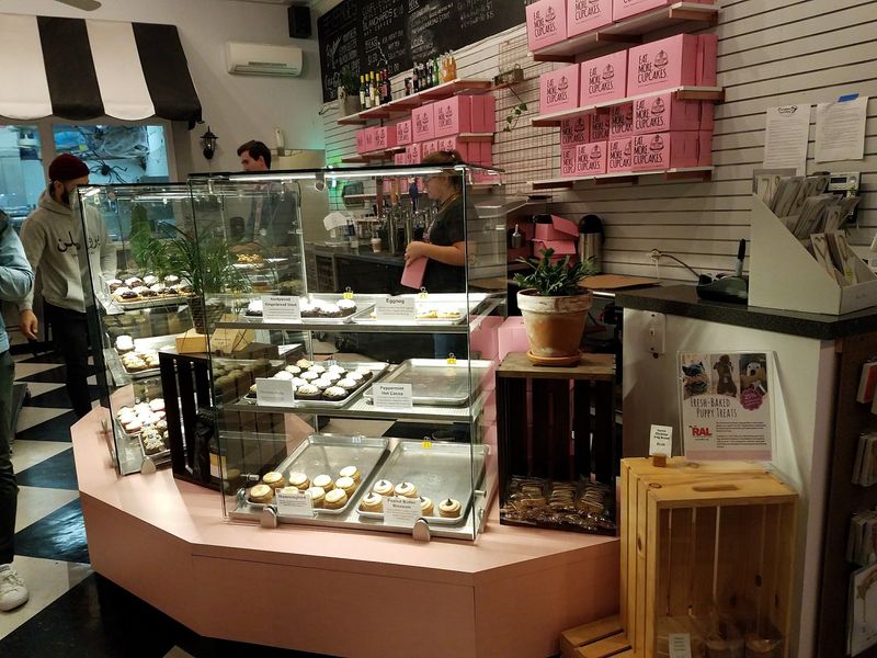 Carytown Cupcakes, Richmond, Virginia Carytown Cupcakes, Richmond, Virginia