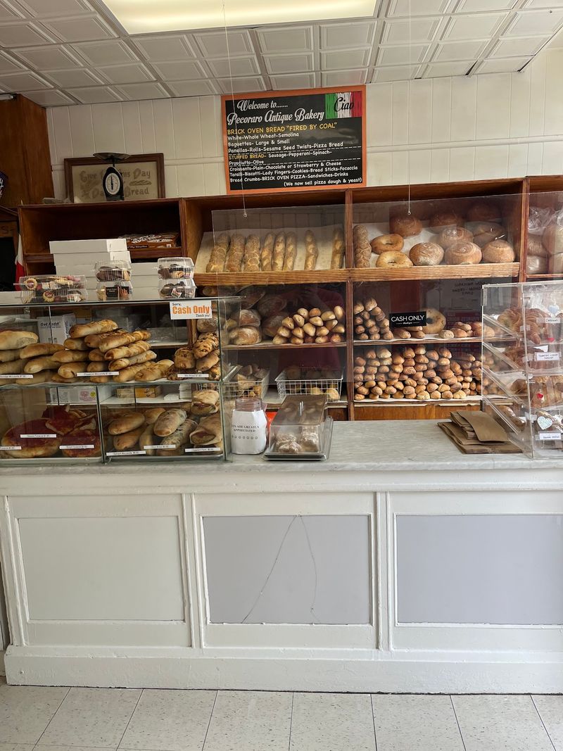 Cash, Hours, and Lunch Rush Tips