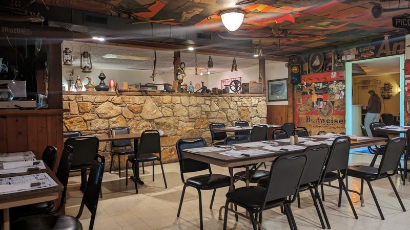 Casual Comfort With A Fine Dining Feel Casual Comfort With A Fine Dining Feel