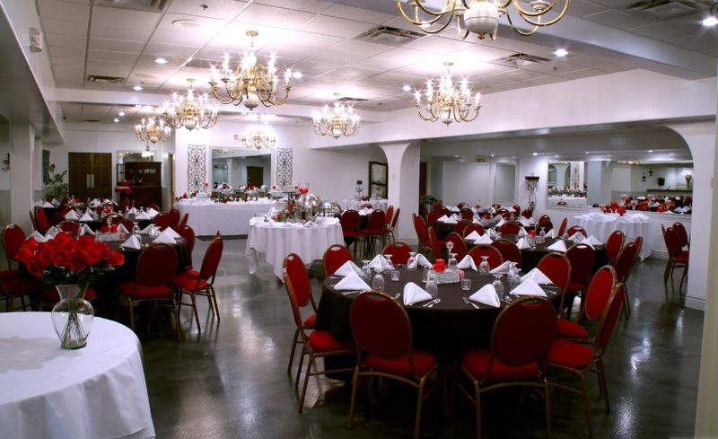 Catering, Banquets, And Big Group Gatherings Catering, Banquets, And Big Group Gatherings