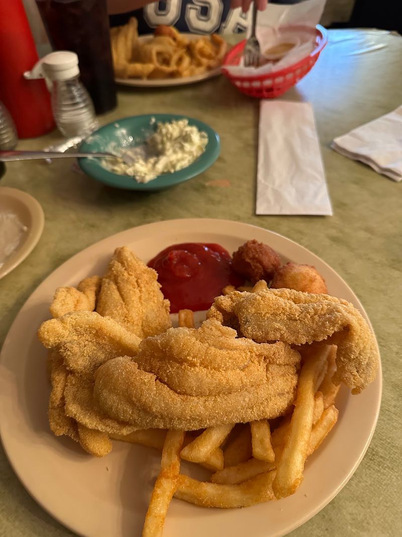 Catfish Wagon, Petal, MS