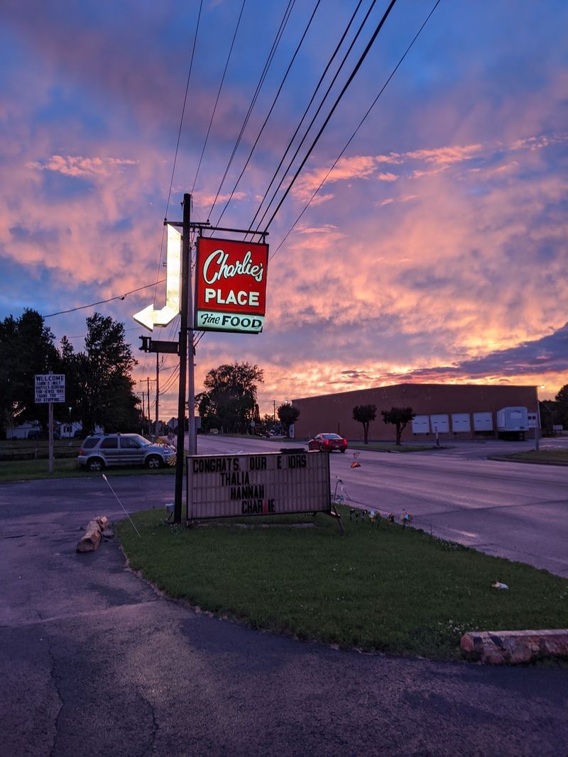 Charlie's Drive-In, Hortonville, WI