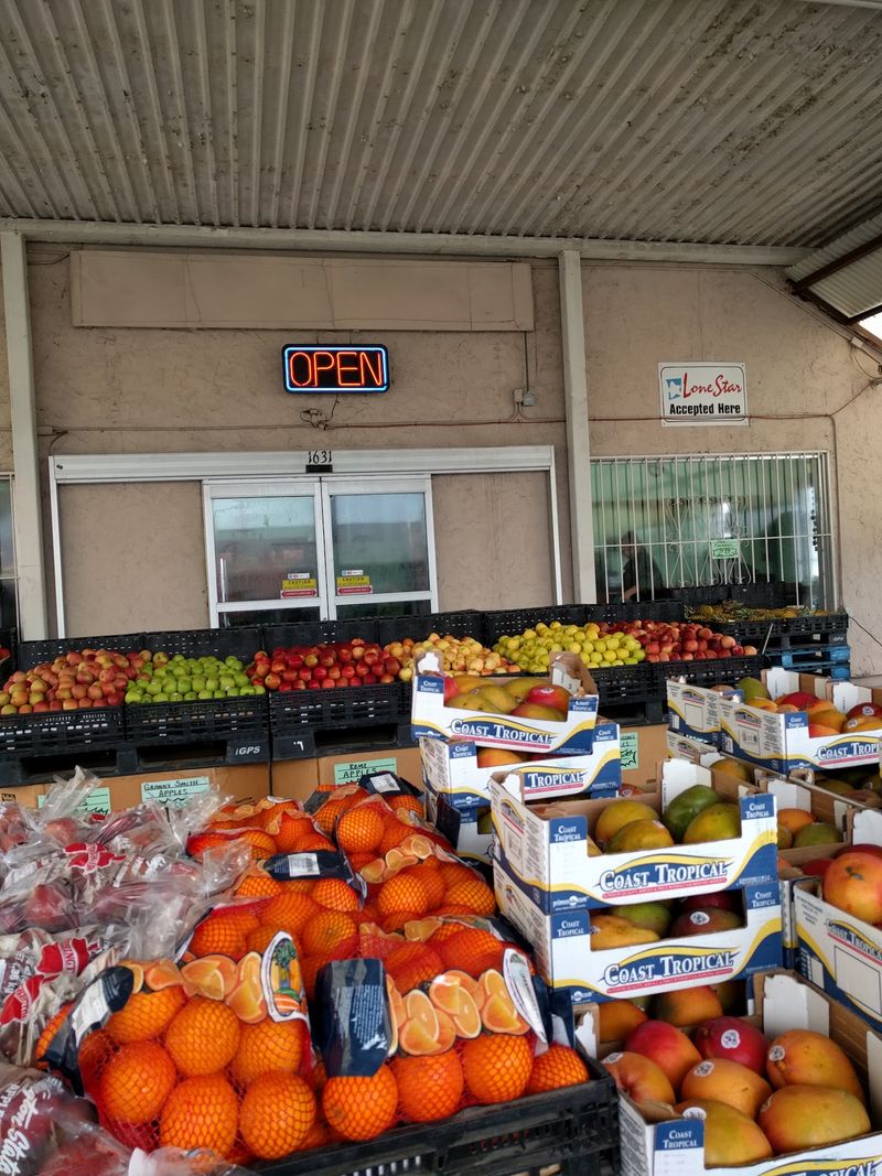 Chicho Boys Fruit Market, San Antonio, TX