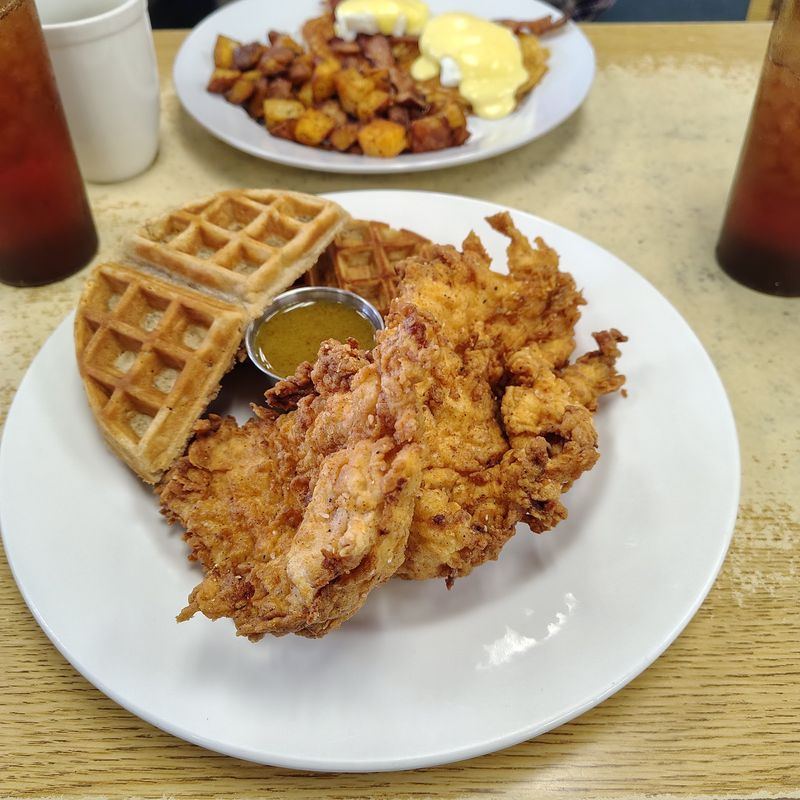 Chicken and Waffles That Steal the Show
