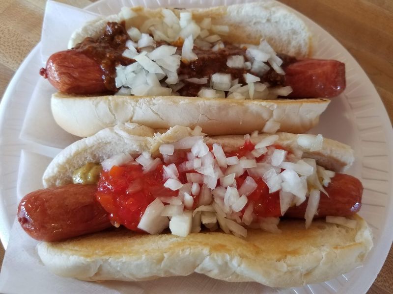 Chili, Relish, and the Mysterious Chuwawah Chili, Relish, and the Mysterious Chuwawah
