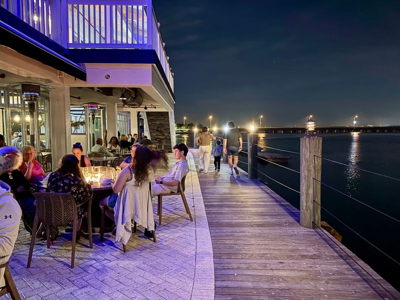 Choosing Between Indoor Comfort And Dockside Air