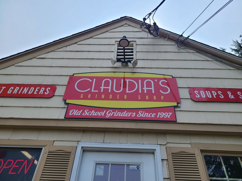 Claudia's Grinder Shop, Farmington, CT Claudia's Grinder Shop, Farmington, CT