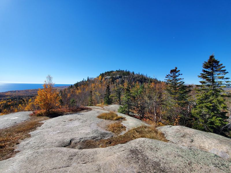 Climbing to Carlton and Tofte Peaks