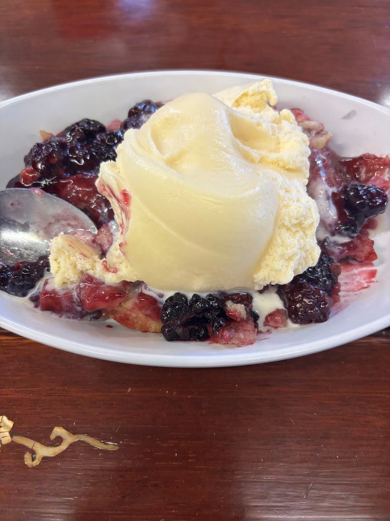 Cobbler and Homemade Ice Cream Worth the Detour