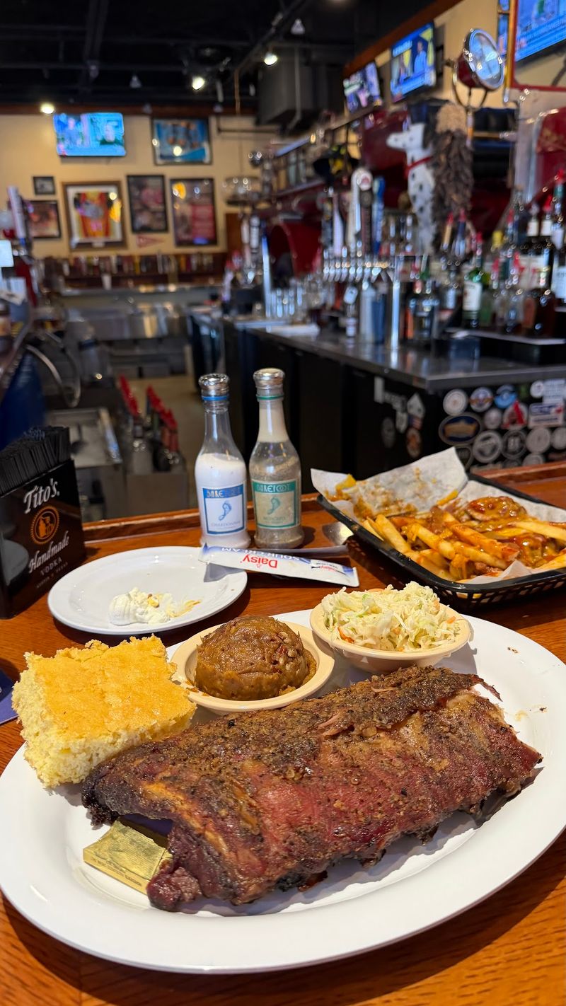 Company 7 BBQ, Englewood, OH