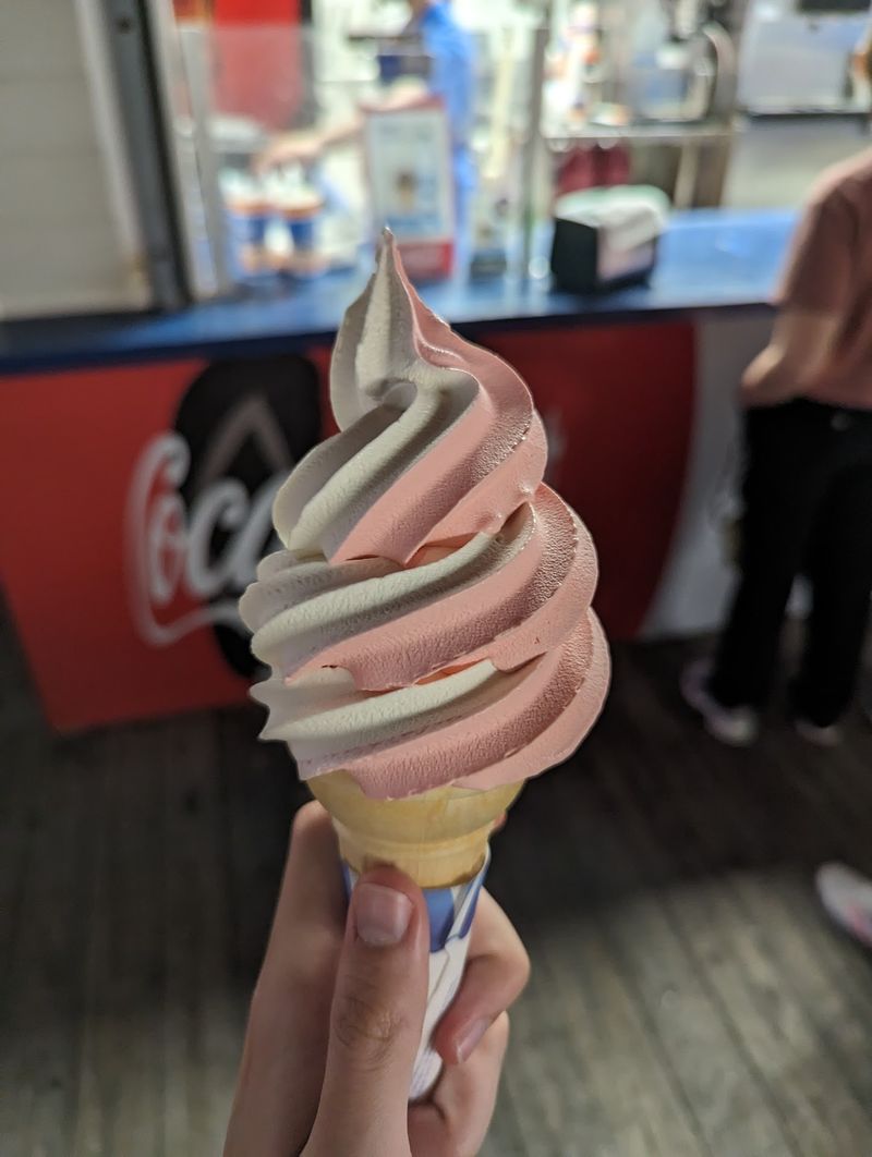 Cones, Cups, And Waffle Treats Cones, Cups, And Waffle Treats