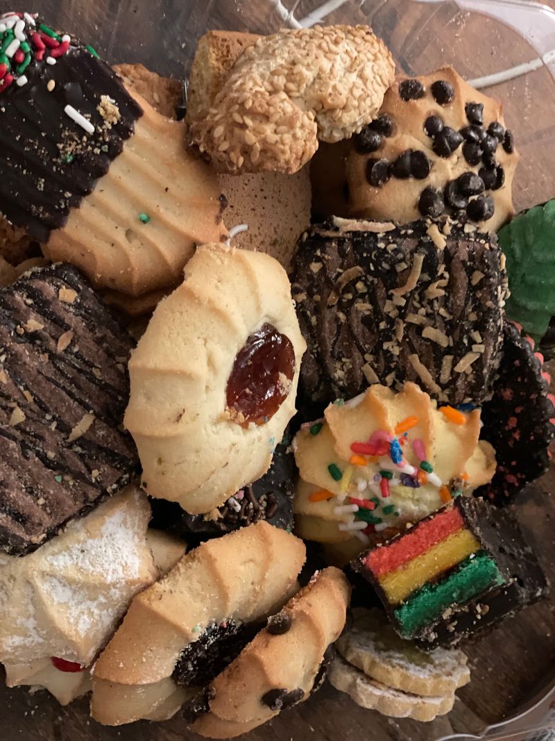 Cookies, Biscotti, and Sweet Corner Finds Cookies, Biscotti, and Sweet Corner Finds