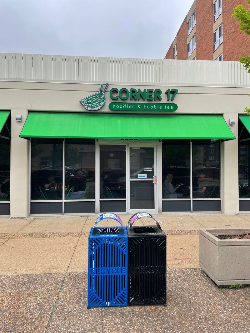 Corner 17, St. Louis Corner 17, St. Louis