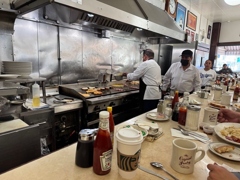 Counter Seats and the Kitchen Show
