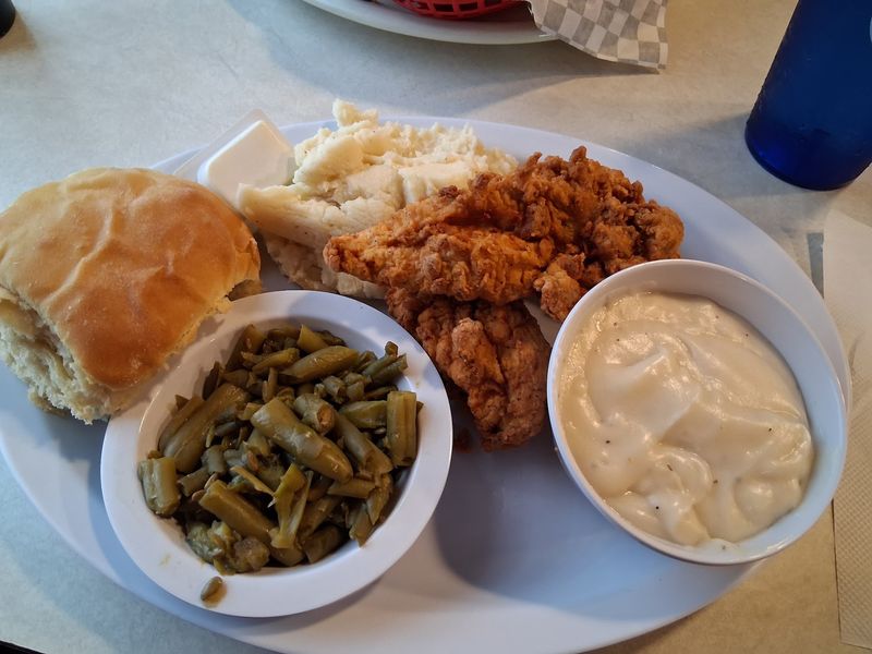 Country Bob's Cafe, St James, MO