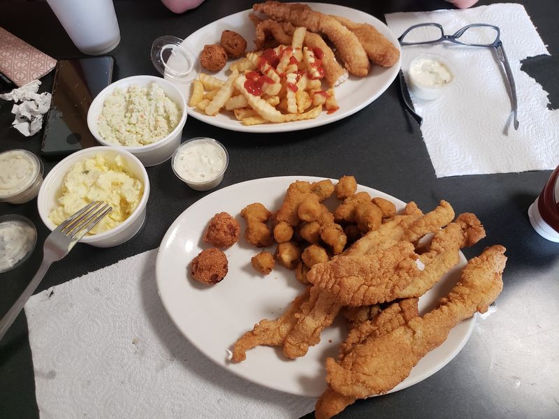 Country Side Cafe, Ten Mile, TN