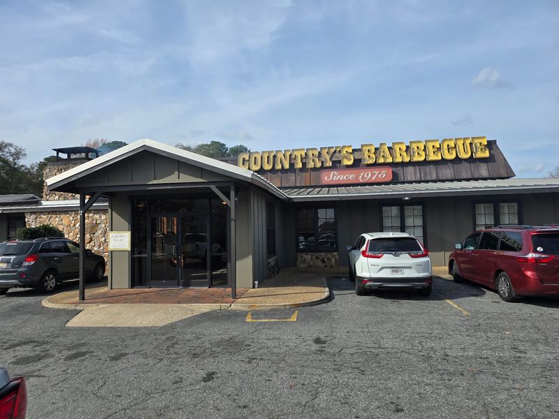 Country's Barbecue, Columbus, GA