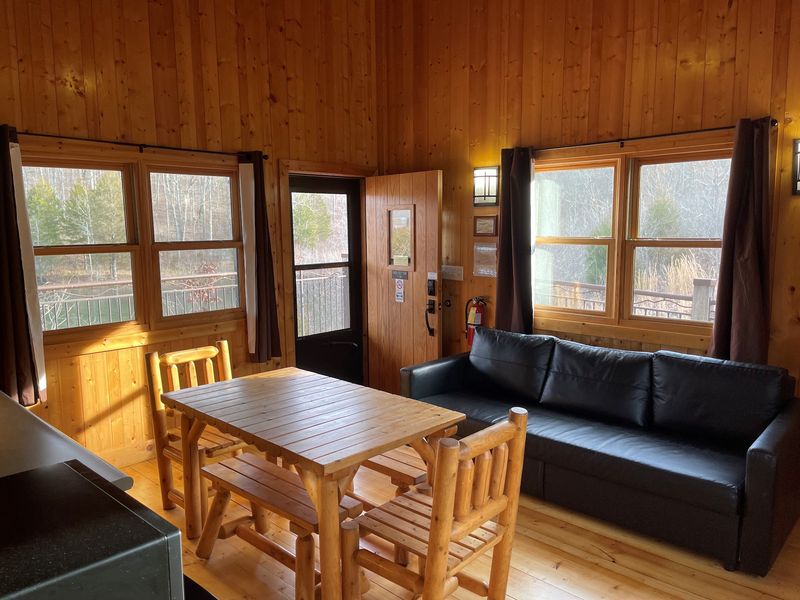 Cozy Cabins For Groups And Families