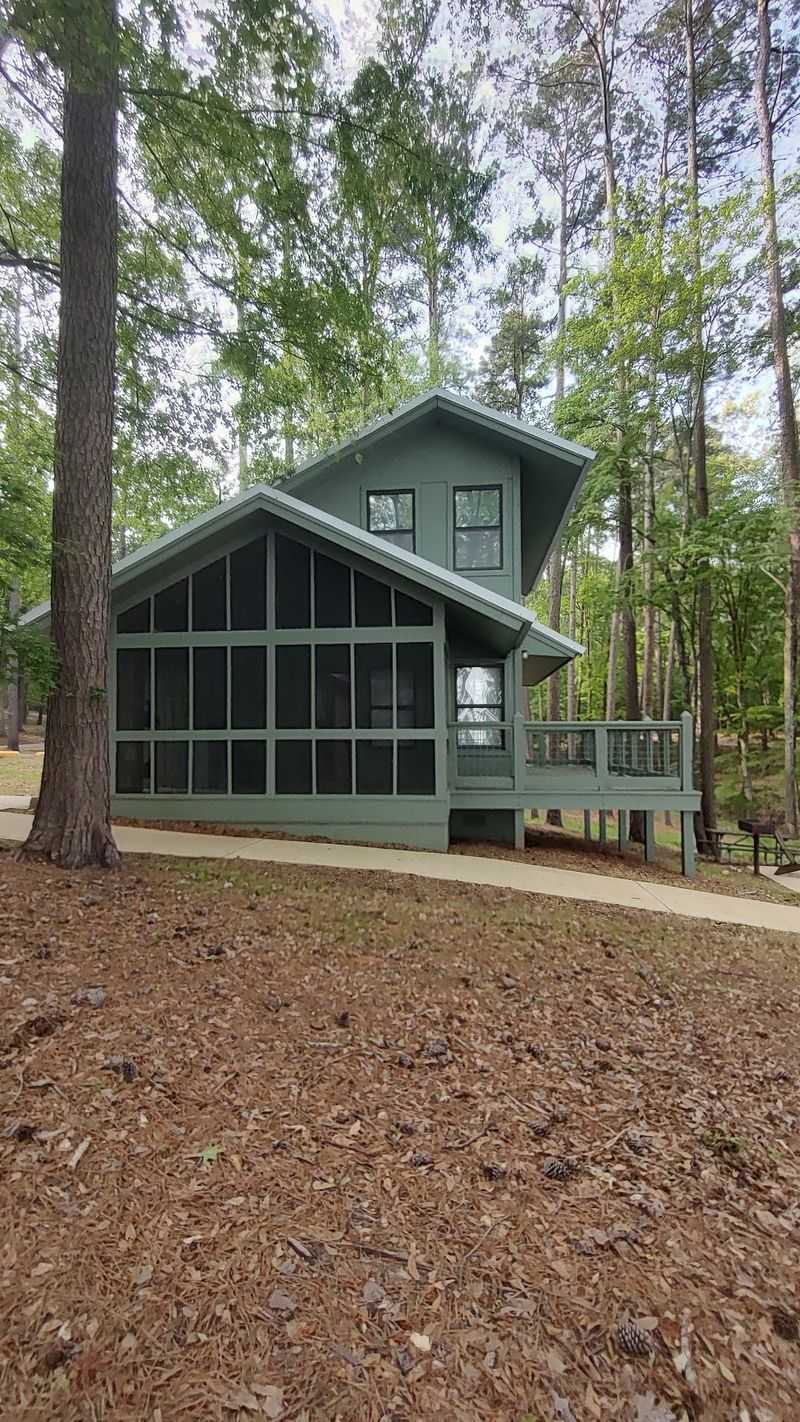 Cozy Cabins For Non-Campers Cozy Cabins For Non-Campers