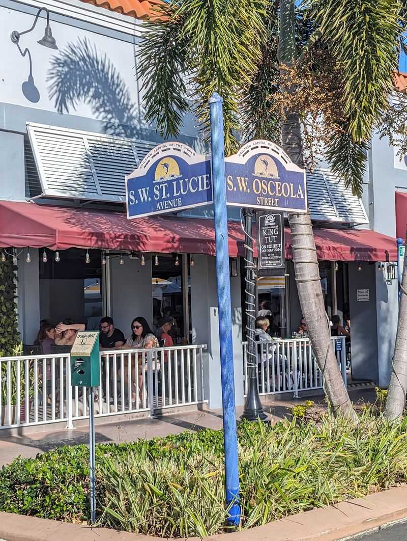 Cozy Coffee Bars and Cafe Corners