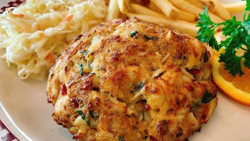 Crab Cakes That Hold Their Own