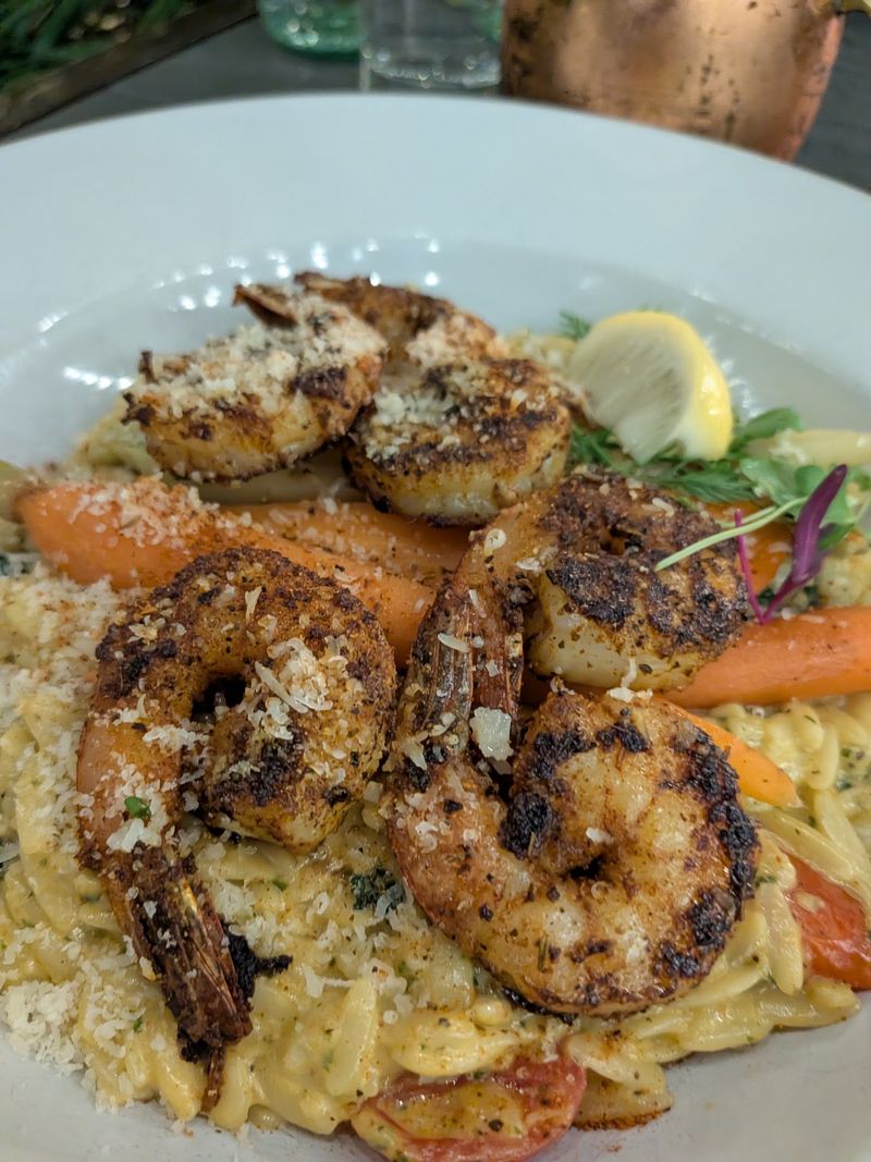 Crab Cakes and Shrimp Plates