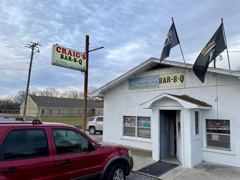 Craig Bros Bar-B-Q Cafe, De Valls Bluff, AR Craig Bros Bar-B-Q Cafe, De Valls Bluff, AR