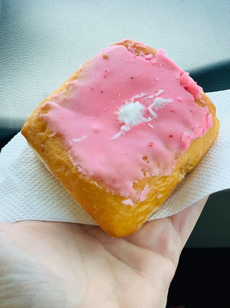 Cream-Filled Corners and the Sugar Cream Connection Cream-Filled Corners and the Sugar Cream Connection