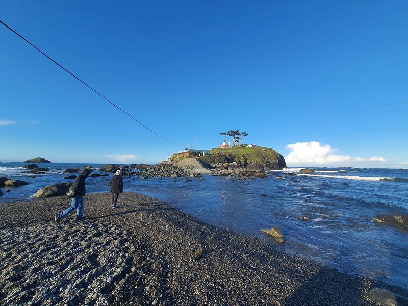 Crossing The Tide To Get There