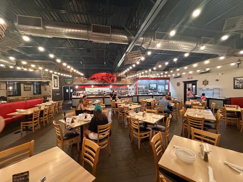 Crowds, Lines, and Cozy Seating