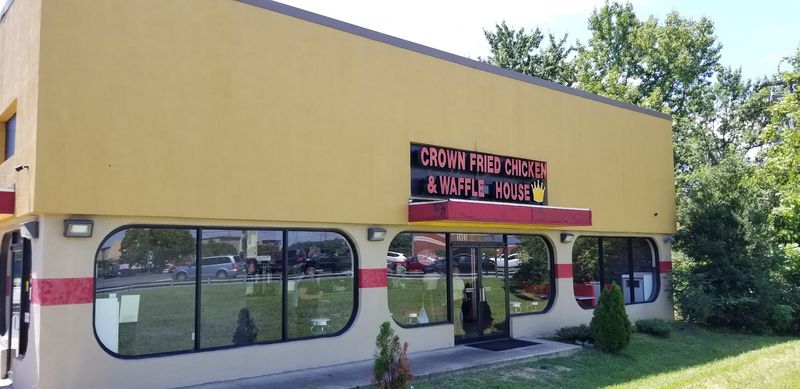 Crown Fried Chicken & Waffle House, Waldorf, MD