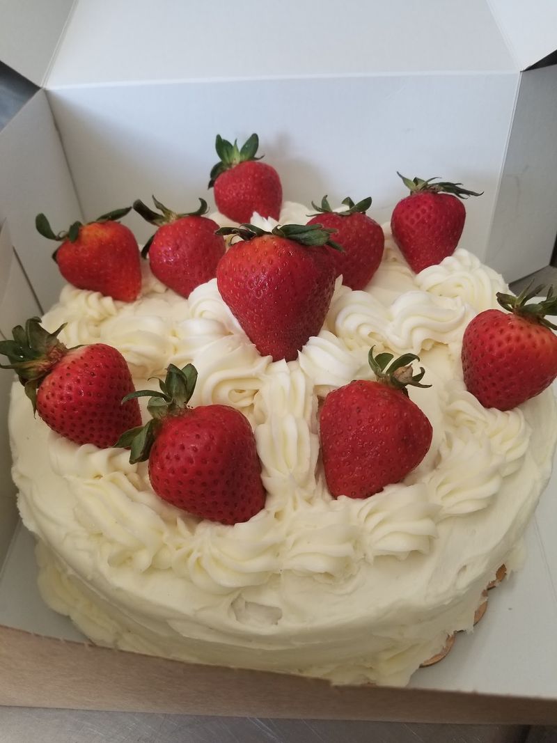 Custom Cakes For Big Celebrations